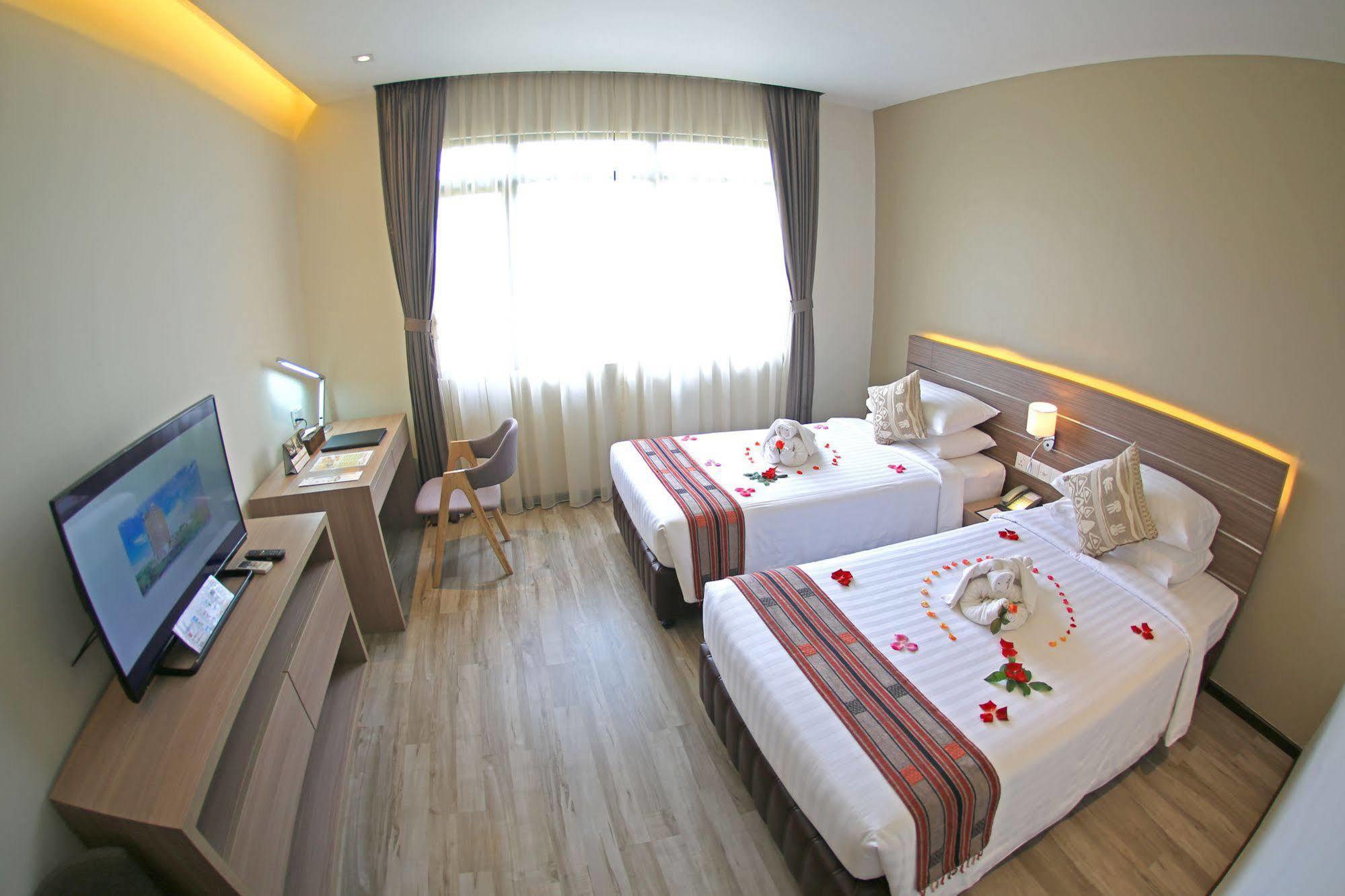 Отель Ss Aung Ban 4*